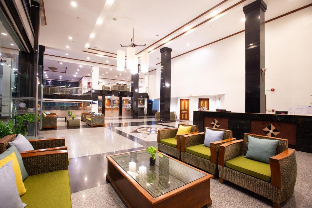 Ch Hotel Chiang Mai Exteriör bild