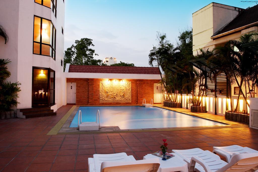 Ch Hotel Chiang Mai Exteriör bild